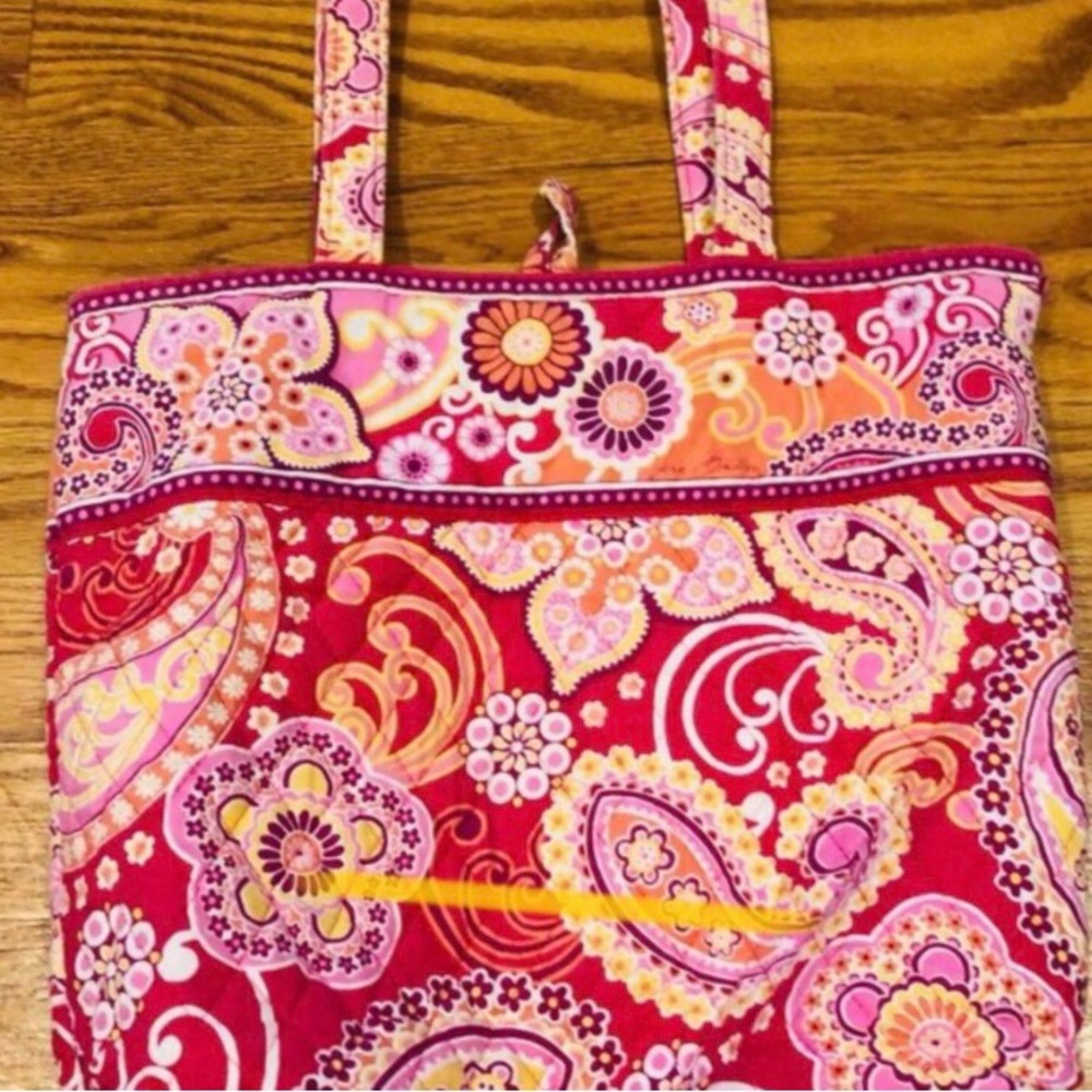 Vera Bradley Retired Rasberry Fizz Paisley Tote
